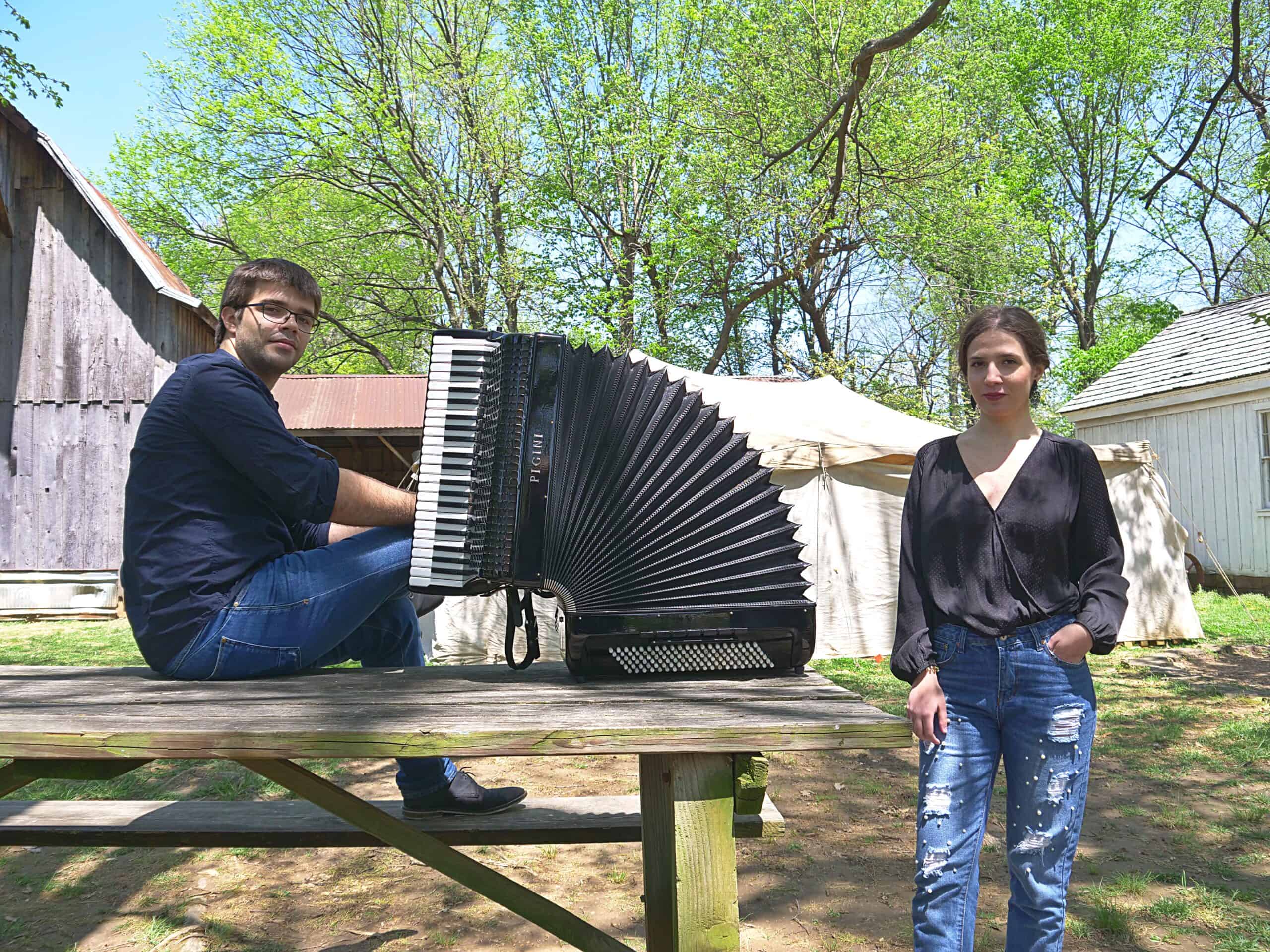 Duo Aspera